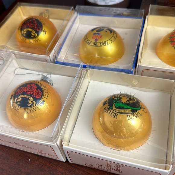 Vintage Iowa Hawkeye Christmas Ornaments - The Classic Collectors Series - Picture 8 of 9